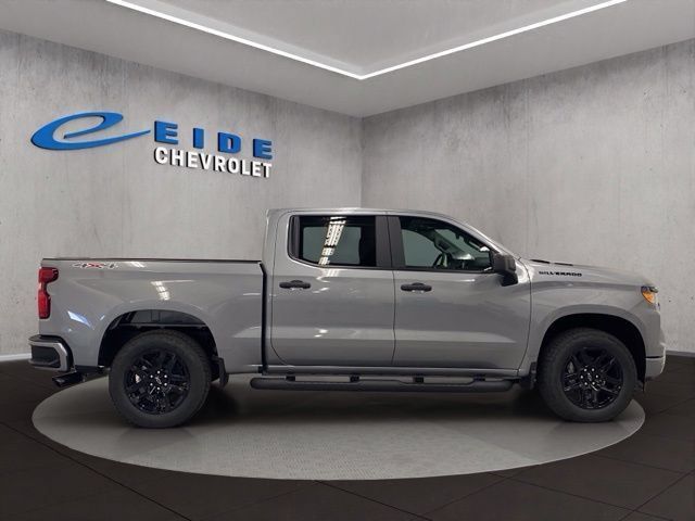 New 2026 Chevrolet Silverado 1500 Custom w/ Turbomax Blackout Package AWD/4WD image 9