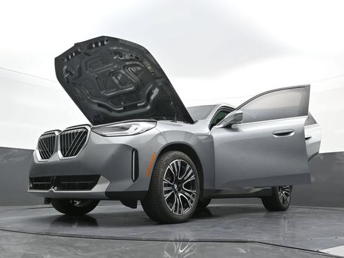 Used 2025 BMW X3 xDrive30i AWD/4WD image 39