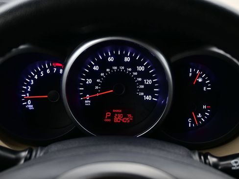 Used 2012 Kia Soul ! FWD image 24