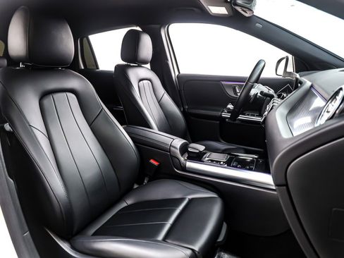 Used 2021 Mercedes-Benz GLA 250 GLA 250 SUV image 7