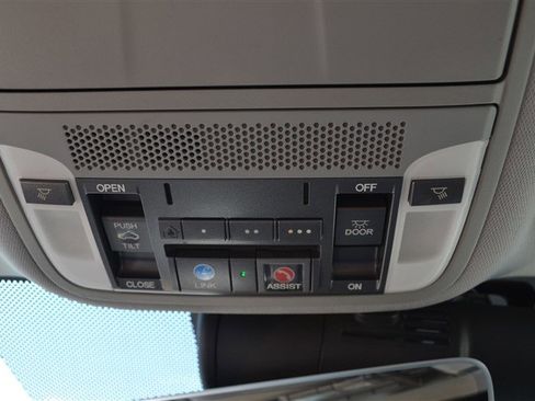 Used 2015 Acura TLX V6 w/ Technology Package image 26