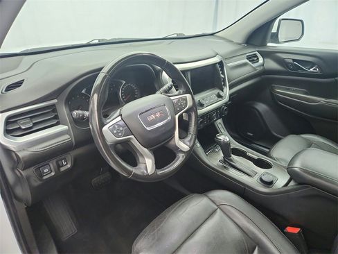 Used 2018 GMC Acadia SLT image 10