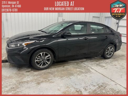 Used 2023 Kia Forte LXS w/ LXS Technology Package FWD image 15