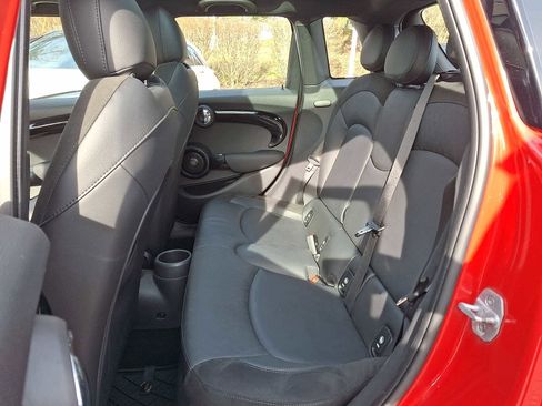 Used 2020 MINI Cooper S image 8