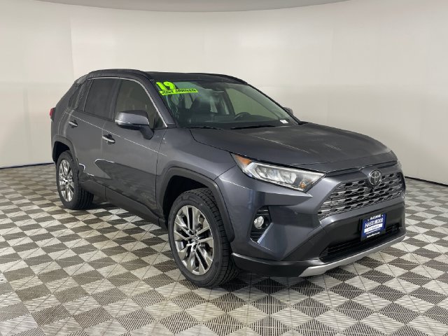Used 2019 Toyota RAV4 Limited w/ Advanced Technology Package FWD image 27