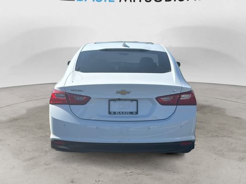 Used 2024 Chevrolet Malibu LT image 4