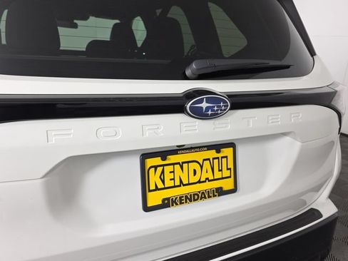 Certified 2026 Subaru Forester Premium AWD/4WD image 11