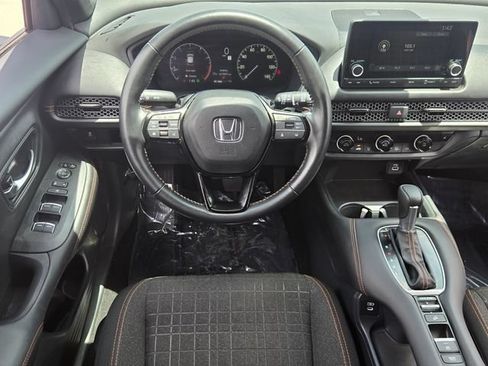 Used 2025 Honda HR-V Sport image 14