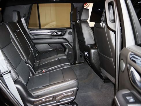 Used 2021 GMC Yukon Denali w/ Denali Premium Package image 73