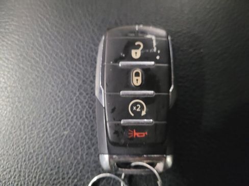 Used 2019 RAM 1500 Big Horn image 32