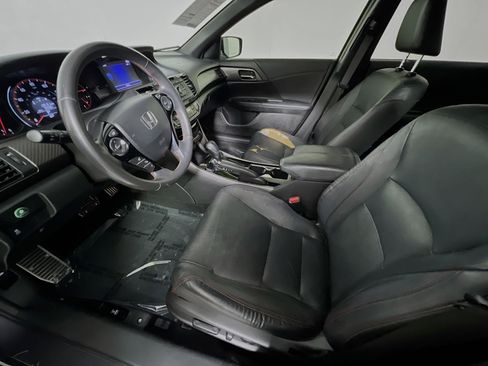 Used 2017 Honda Accord Sport Special Edition image 15