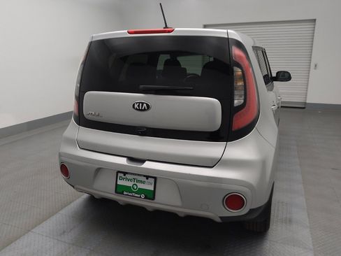 Used 2019 Kia Soul + w/ Primo Package image 7