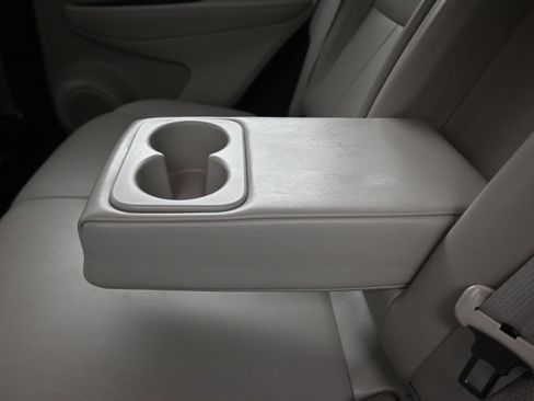 Used 2022 Nissan Rogue Sport SL AWD/4WD image 35