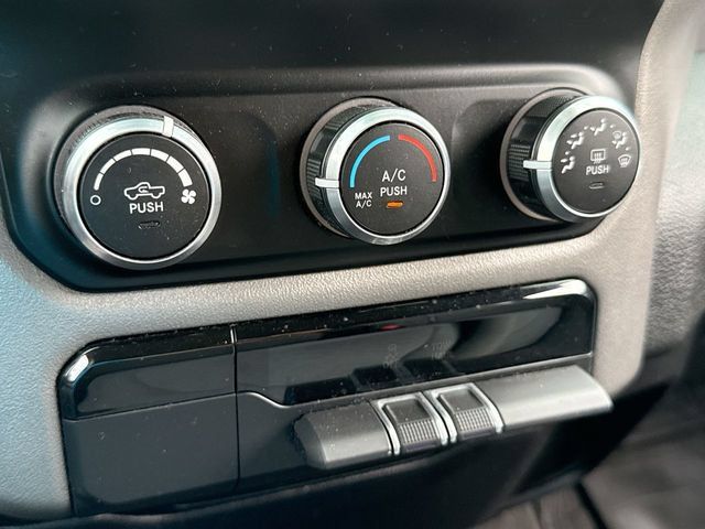 Used 2019 RAM 1500 Big Horn AWD/4WD image 19