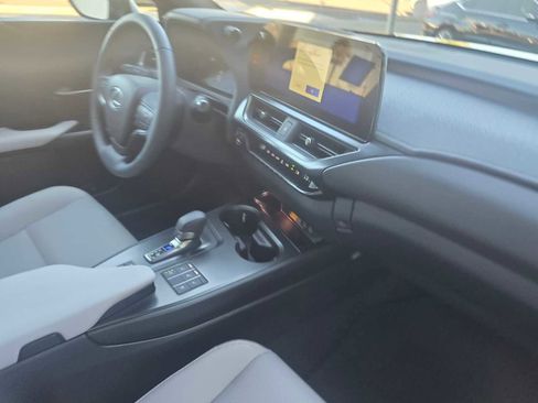 New 2026 Lexus UX 300h AWD image 13
