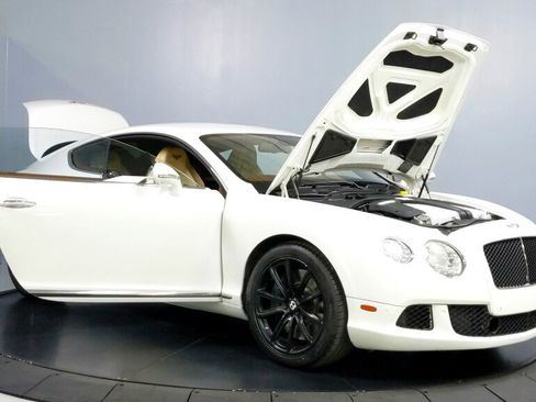 Used 2012 Bentley Continental GT image 16