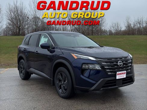 New 2026 Nissan Rogue SV w/ Cold Weather Package AWD/4WD image 1