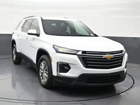 Used 2024 Chevrolet Traverse LT FWD image 7