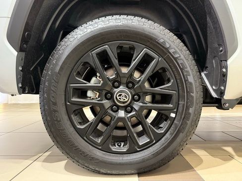 New 2026 Toyota Tundra Limited AWD/4WD image 9