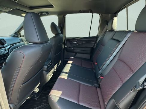 New 2026 Honda Ridgeline Black Edition image 15