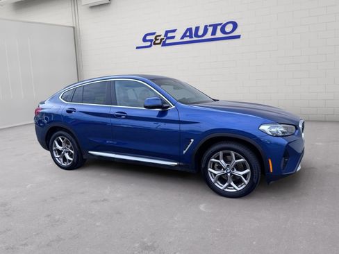 Used 2023 BMW X4 xDrive30i AWD/4WD image 4