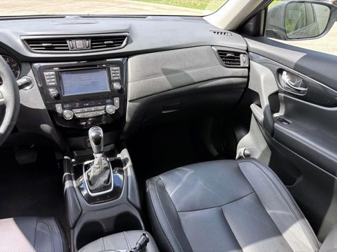 Used 2017 Nissan Rogue SL w/ SL Premium Package AWD/4WD image 32