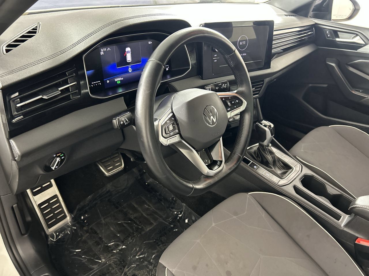 Used 2025 Volkswagen Jetta Sport FWD image 12