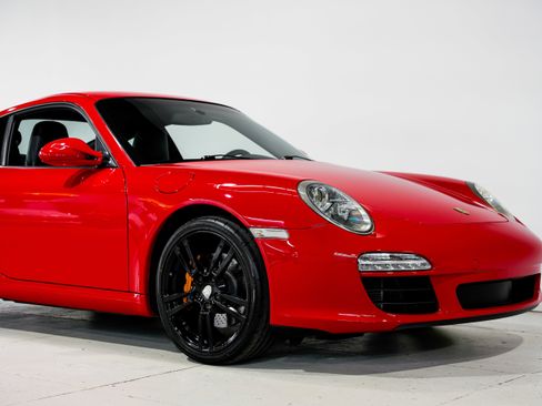 Used 2011 Porsche 911 Carrera RWD image 38