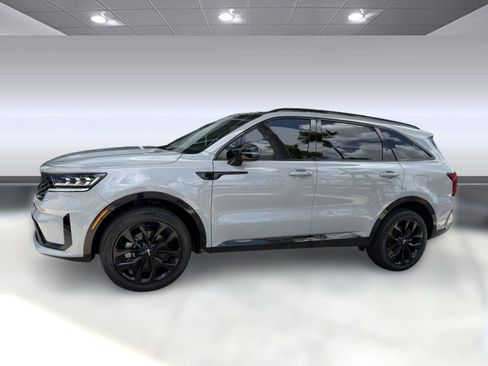 Used 2023 Kia Sorento SX AWD/4WD image 2