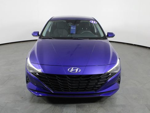 Certified 2023 Hyundai Elantra SE FWD image 13