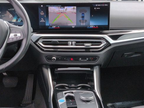 Used 2023 BMW i4 eDrive35 RWD image 30