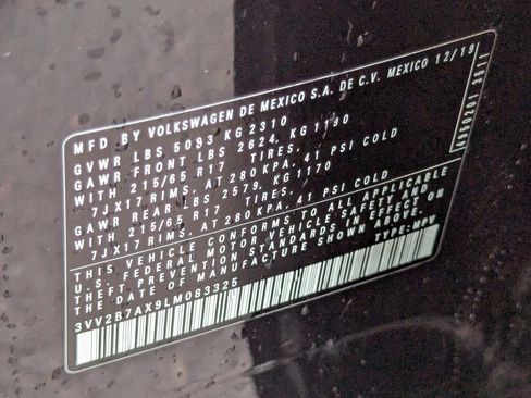 Used 2020 Volkswagen Tiguan SE w/ Panoramic Sunroof Package image 40