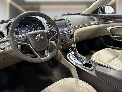 Used 2016 Buick Regal FWD image 12