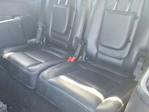 Used 2019 Ford Explorer Limited w/ Class III Trailer Tow Package AWD/4WD image 18