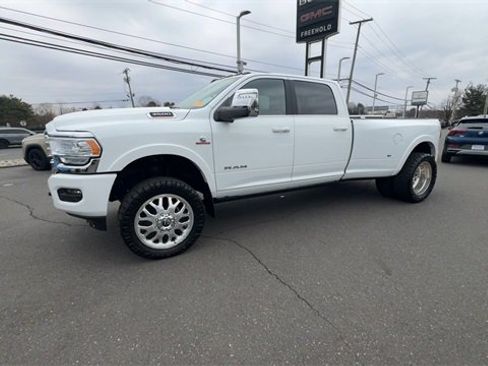 Used 2024 RAM 3500 Limited w/ Safety Group image 4
