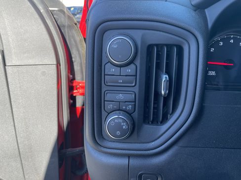 Used 2022 Chevrolet Silverado 2500 Custom w/ Snow Plow Prep/Camper Package image 36