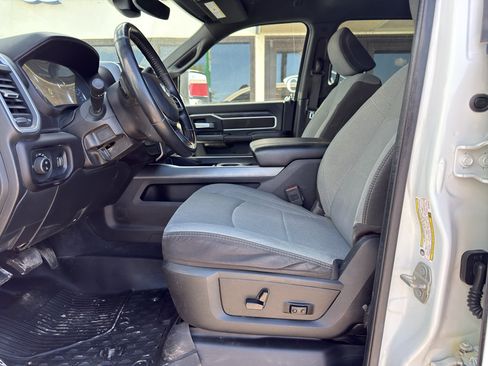 Used 2024 RAM 2500 Big Horn w/ Off Road Package AWD/4WD image 7