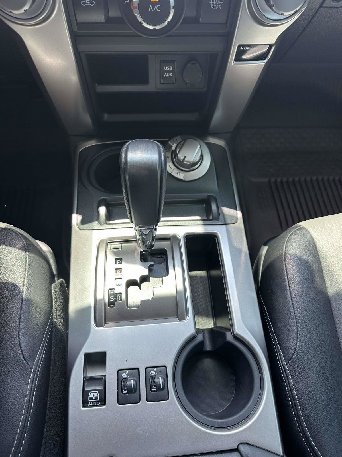 Used 2017 Toyota 4Runner SR5 Premium AWD/4WD image 17