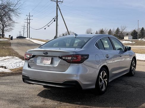 Used 2022 Subaru Legacy image 4