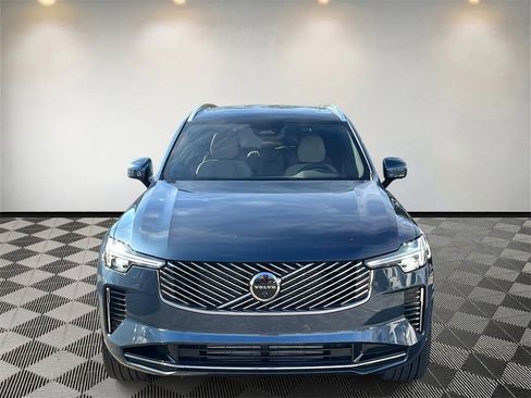 Used 2025 Volvo XC90 T8 Plus w/ Protection Package Premier image 8