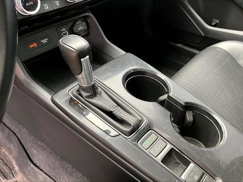 Used 2022 Honda Civic EX-L image 14