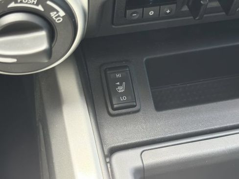 Certified 2024 Nissan Titan SV w/ SV Convenience Package AWD/4WD image 31