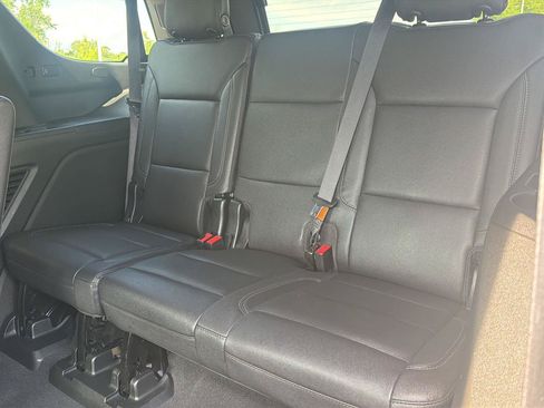Used 2023 Chevrolet Tahoe LT w/ Luxury Package AWD/4WD image 30