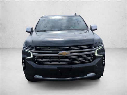 Used 2021 Chevrolet Tahoe Premier w/ Premium Package RWD image 2