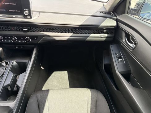 Used 2025 Honda Accord SE image 16