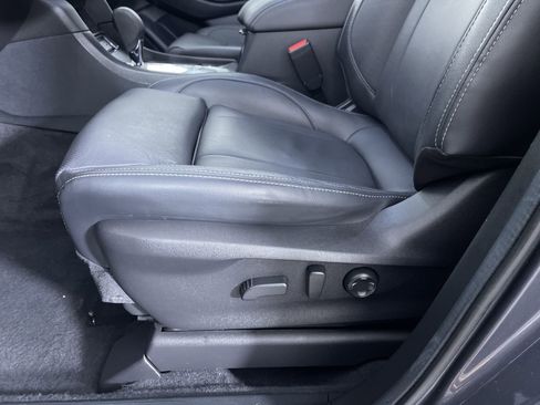 Used 2023 Subaru Ascent Limited w/ Technology Package image 13