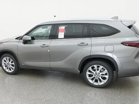 New 2026 Toyota Highlander Limited AWD/4WD image 20