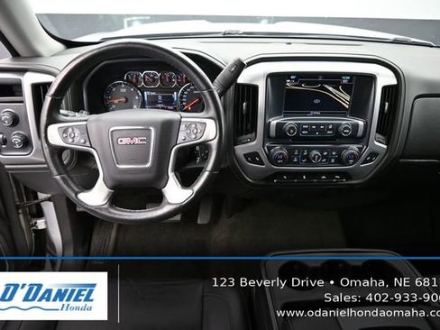 Used 2017 GMC Sierra 1500 SLT w/ SLT Preferred Package AWD/4WD image 26