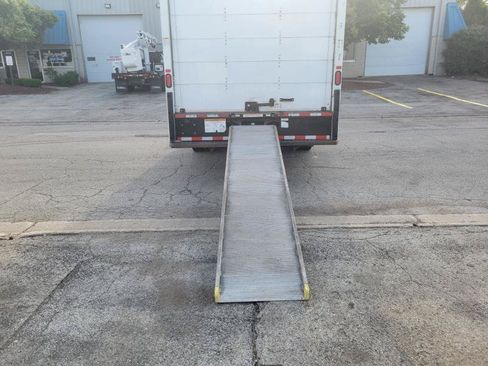 Used 2022 Ford E-350 and Econoline 350 Super Duty RWD image 6
