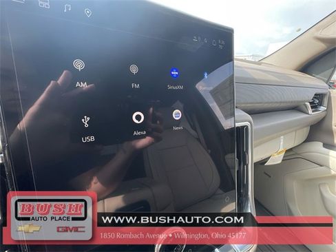 New 2025 GMC Yukon Denali w/ Sun & Power Step Package image 13